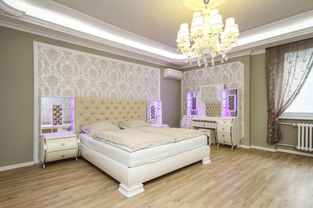 Deluxe Apartman Nivy บราติสลาวา ภายนอก รูปภาพ